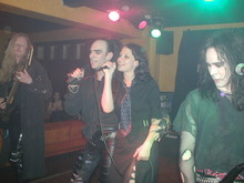 Screaming Banshee Aircrew on Nov 6, 2004 [947-small]