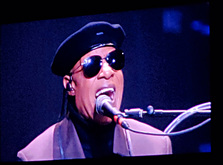 Stevie Wonder on Dec 18, 2021 [294-small]