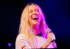 Alanis Morissette / Garbage / Cat Power on Oct 6, 2021 [307-small]