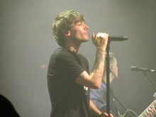 Louis Tomlinson on Mar 25, 2022 [480-small]