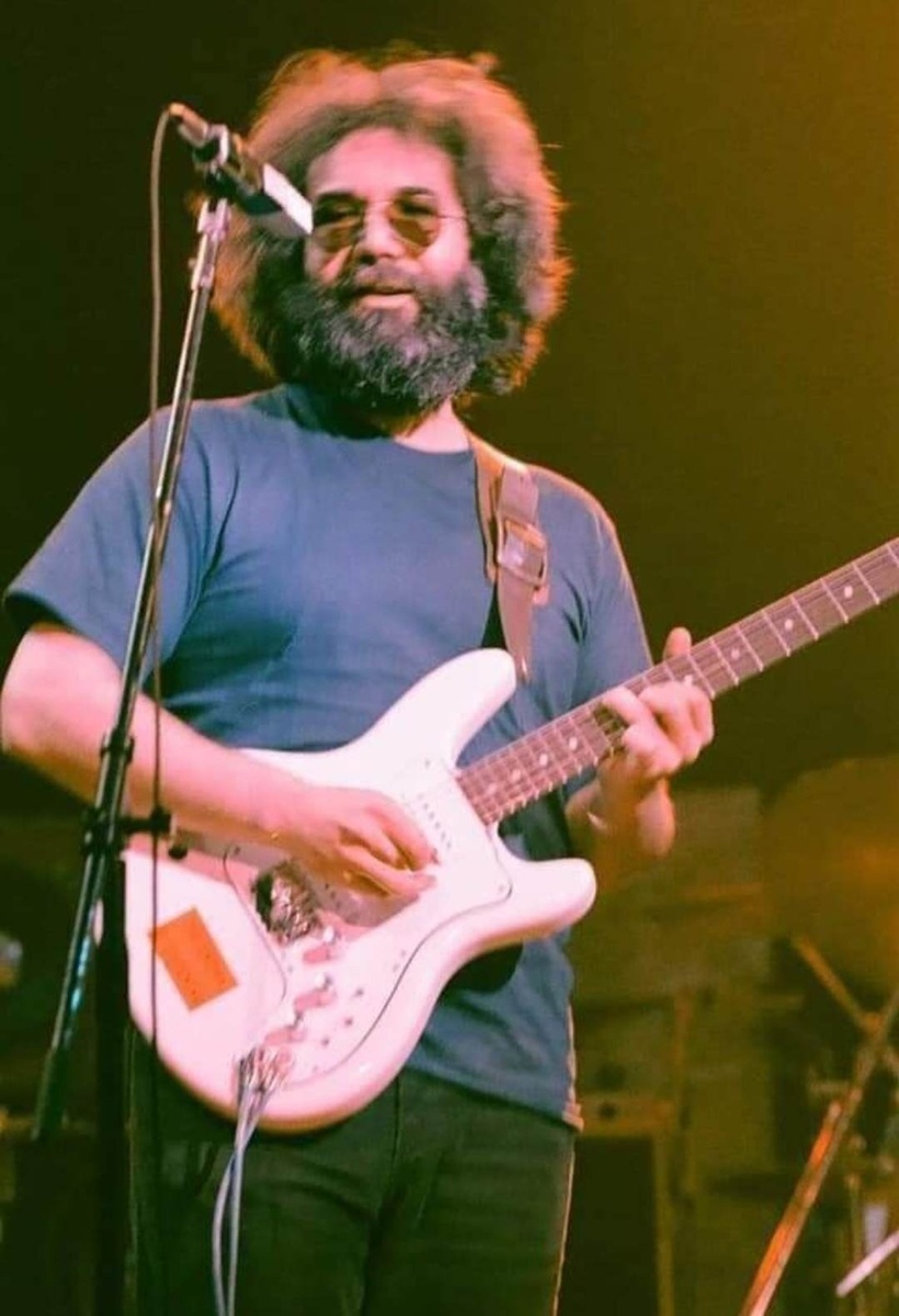 Grateful Dead's 1977 Concert & Tour History | Concert Archives
