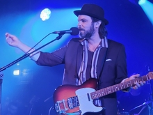 Gaz Coombes / LoneLady on Apr 25, 2023 [578-small]