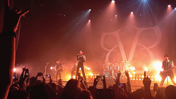 Black Veil Brides photos taken and edited by me - 4/5, Black Veil Brides / Lilith Czar / Cemetery Sun on Feb 25, 2023 [963-small]