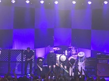 Cheap Trick on Oct 15, 2018 [223-small]