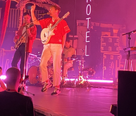 Glass Animals / Biig Piig on Nov 21, 2021 [900-small]