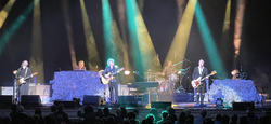 Crowded House, Crowded House / Liam Finn on May 4, 2023 [196-small]