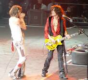 Aerosmith / Mötley Crüe on Nov 4, 2006 [353-small]