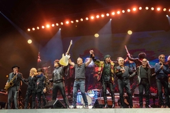 Bruce Springsteen & The E Street Band on May 5, 2023 [866-small]