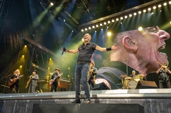 Bruce Springsteen & The E Street Band on May 5, 2023 [868-small]