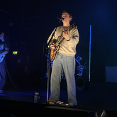 Alec Benjamin / Winona Oak on Jul 30, 2022 [943-small]