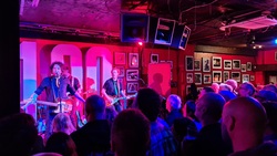 tags: Ian Prowse & Amsterdam, Ian Prowse, London, England, United Kingdom, 100 Club - Ian Prowse & Amsterdam / Ian Prowse / Pele / Amsterdam on May 19, 2023 [039-small]