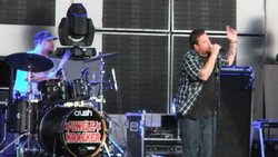 Kenny Chesney / Uncle Kracker / Billy Currington on Aug 4, 2011 [801-small]