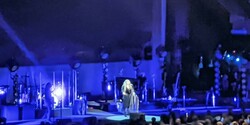 Stevie Nicks / Vanessa Carlton on Nov 2, 2022 [107-small]