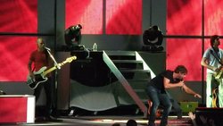 Kenny Chesney / Billy Currington / Uncle Kracker on Aug 4, 2011 [804-small]