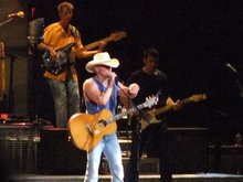 Kenny Chesney / Uncle Kracker / Billy Currington on Aug 4, 2011 [807-small]
