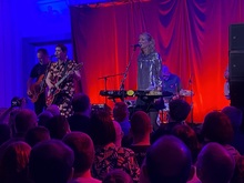 Rob, Amelia, Cathy and Ian - Heavenly, Bush Hall, London 20 May 2023 (Peter is behind the amp. stack!), Heavenly / Panic Pocket on May 20, 2023 [176-small]