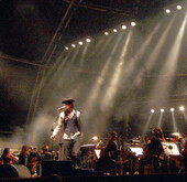 Tex Perkins & Tim Rogers with the Sydney Youth Orchestra / Sarah Blasko / Little Birdy / Rob Townsend / Clare Bowditch and The Feeding Set on Oct 27, 2006 [483-small]