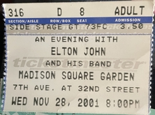 Elton John on Nov 28, 2001 [597-small]