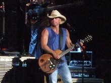 Kenny Chesney / Billy Currington / Uncle Kracker on Aug 4, 2011 [820-small]
