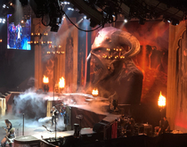 Iron Maiden / The Raven Age on Sep 17, 2019 [276-small]