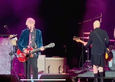 tags: Crowded House, Toronto, Ontario, Canada, Budweiser Stage - Crowded House / Spirit of the Bear on May 27, 2023 [842-small]