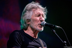 Roger Waters on Dec 4, 2018 [470-small]