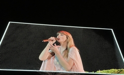 Taylor Swift / MUNA / Gracie Abrams on Jun 4, 2023 [054-small]