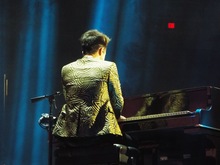 Betty Who / Two Feet / Panic! At the Disco on Jan 15, 2019 [773-small]
