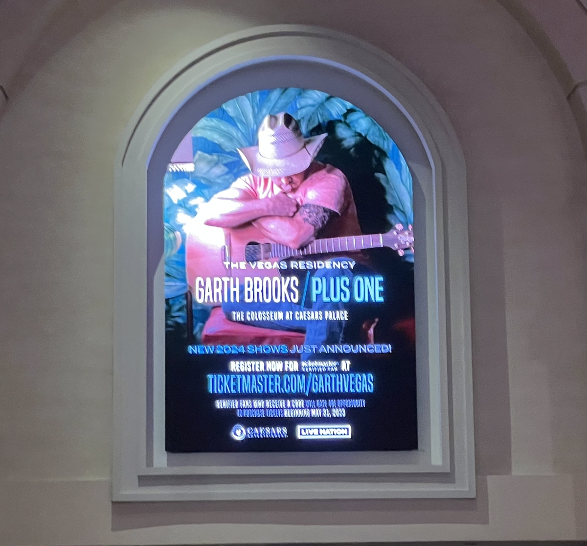 Garth Brooks Concert & Tour History (Updated for 2023 2024) Concert