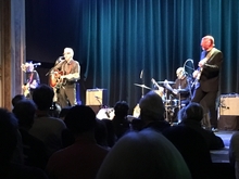 Nick Lowe / los straitjackets / PI Power Trio on Oct 10, 2018 [071-small]