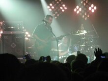 Them Crooked Vultures / Sweethead on Dec 15, 2009 [632-small]