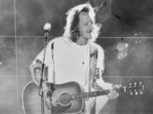 Tyler Hubbard, Tyler Hubbard / Maddie & Tae / Drake White on Jun 9, 2023 [692-small]