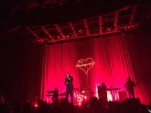 Father John Misty / Tess & Dave on Oct 7, 2015 [908-small]