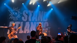 Stand Atlantic / Beauty School Dropout / Redhook on Jun 16, 2023 [713-small]