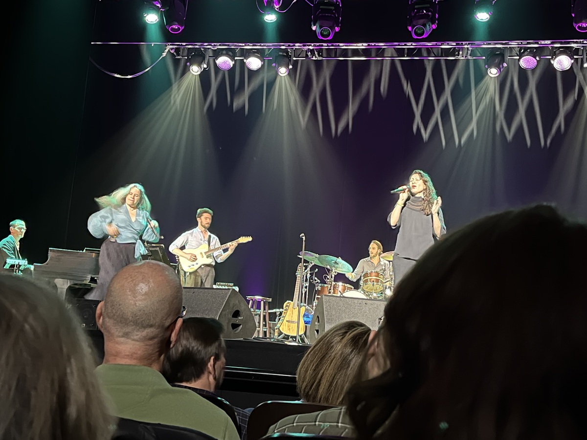 Natalie Merchant Concert & Tour History (Updated for 2023 2024