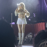 Sabrina Carpenter / Annika Bennett on Jun 13, 2023 [997-small]