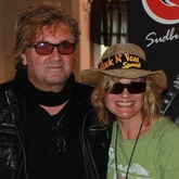 Honeymoon Suite’s Johnnie Dee, Rock n Roar / Helix / Trooper / Honeymoon Suite / Randy Bachman on Aug 15, 2014 [710-small]