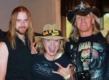 Helix, Rock n Roar / Helix / Trooper / Honeymoon Suite / Randy Bachman on Aug 15, 2014 [712-small]