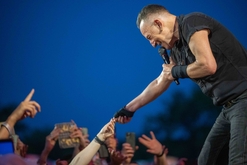 Bruce Springsteen & The E Street Band / Fantastic Negrito on Jun 11, 2023 [063-small]