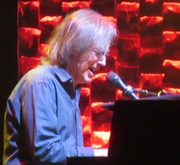 Jackson Browne on Apr 5, 2017 [168-small]
