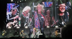 Def Leppard / REO Speedwagon / Tesla on Jun 29, 2016 [448-small]