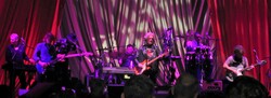 Daryl Hall & John Oates / Mutlu on May 4, 2015 [476-small]