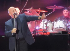 Billy Joel / Jamie Cullum on Dec 5, 2014 [634-small]