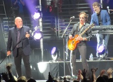 Billy Joel / Jamie Cullum on Dec 5, 2014 [636-small]