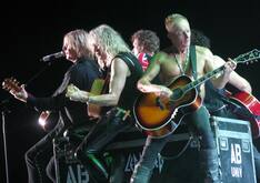 Def Leppard / Poison on Aug 15, 2012 [861-small]