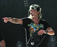 Def Leppard / Poison on Aug 15, 2012 [868-small]