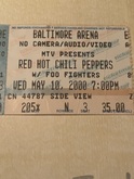 Red Hot Chili Peppers / Foo Fighters / The Bicycle Thief on May 10, 2000 [045-small]