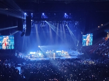 Bon Jovi / Lovely World on Apr 11, 2022 [697-small]