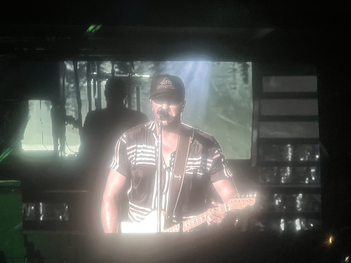 Jul 07, 2022 Luke Bryan at Veterans United Home Loans Amphitheater