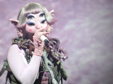 Melanie Martinez / Tanukichan on Jul 1, 2023 [244-small]